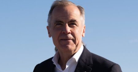 Liberal government will table federal budget in the fall, Carney says