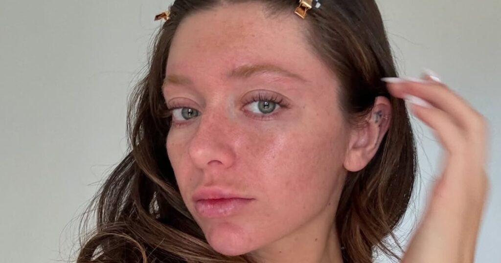All the Celebs Bleaching Their Brows: From Miley Cyrus to Jenna Ortega