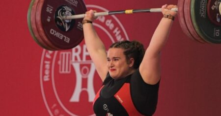 Teen world record-holder Etta Love chases Olympic weightlifting dream