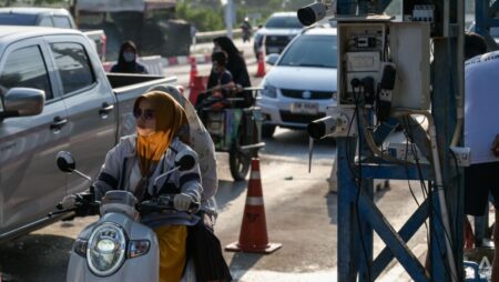Gunman kills 3 in Thailand’s insurgency-hit south, including 9-year-old girl