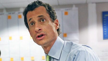 Anthony Weiner discusses sexting scandal while attempting political comeback, says ‘women are crazy about me’