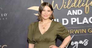 Bindi Irwin Misses Late Father Steve Irwin’s Gala Due to Ruptured Appendix
