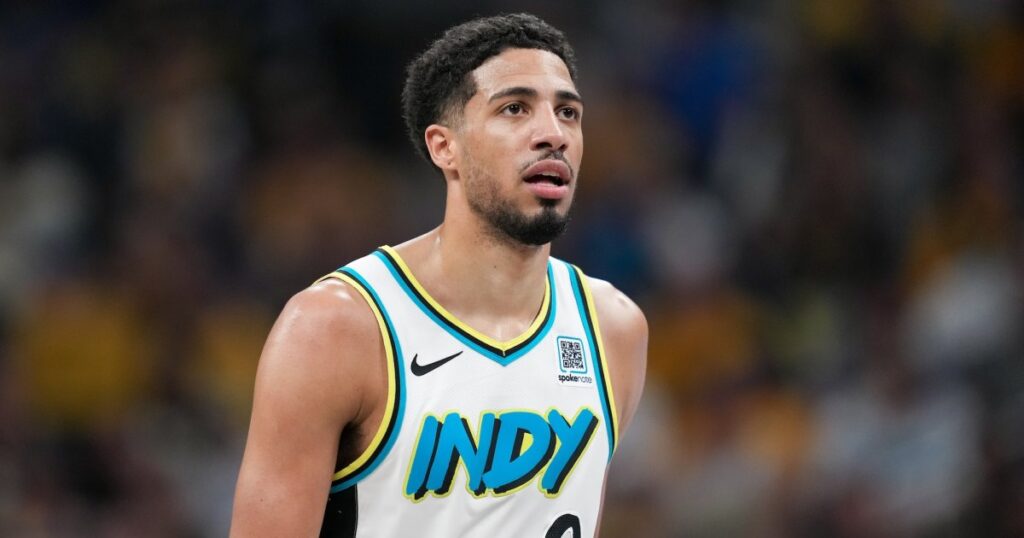 Tyrese Haliburton’s Dad Will Be Allowed at Playoff Games After Arena Ban: Report