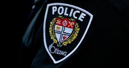 2 people found dead in Ottawa home, police investigating