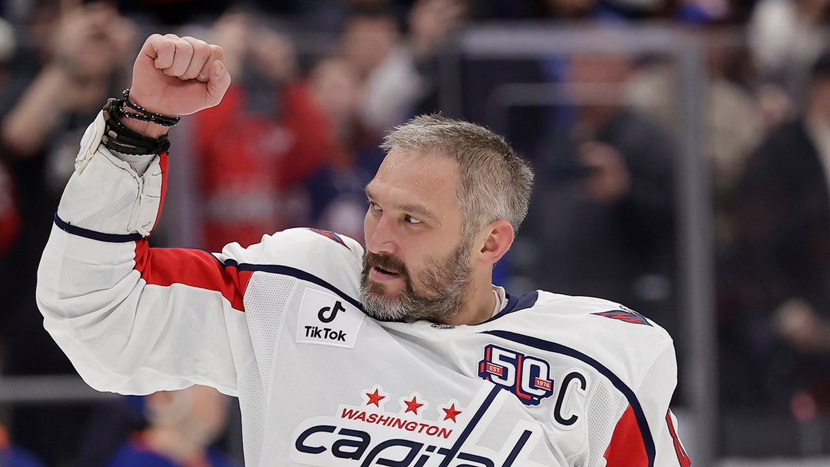 Alex Ovechkin vs Islanders