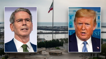 Trump targets Iranian oil with sanctions, increasing pressure on Islamic Republic to make deal on nukes