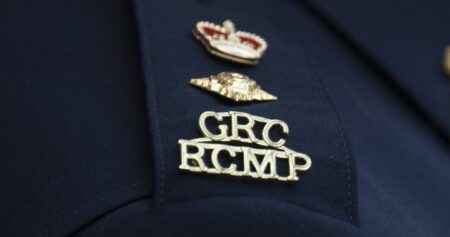 Manitoba RCMP say one man is dead, another missing after boat malfunction