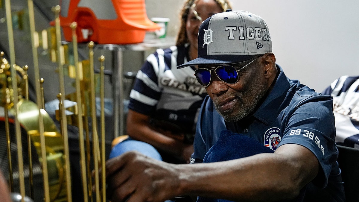 Chet Lemon with trophy
