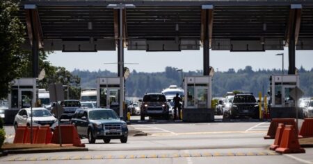 B.C. residents’ return trips from U.S. by land and air continue to decline