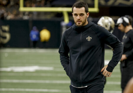 What Does Saints QB Room Look Like After Shocking Derek Carr Retirement