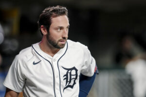 More Tigers Bad News as Outfield ‘Upgrade’ Back on IL Just 4 Days After Return