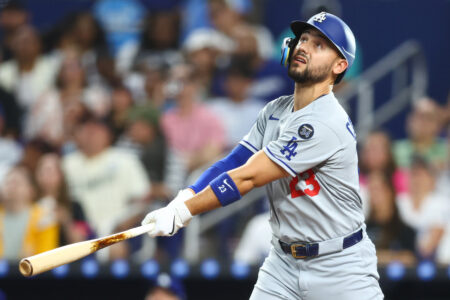 Trade Idea Sees Dodgers Get  Million Outfielder as Michael Conforto Replacement