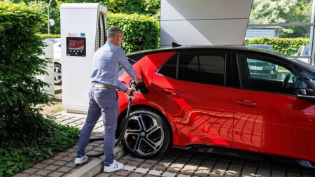 2 in 4 Cars Sold Worldwide Will Be EVs by 2030. US Drivers, You’ve Got Some Catching Up to Do