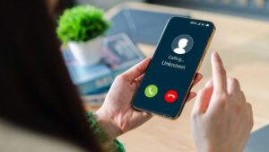 Why You Should Report Fraud to the FTC and FBI