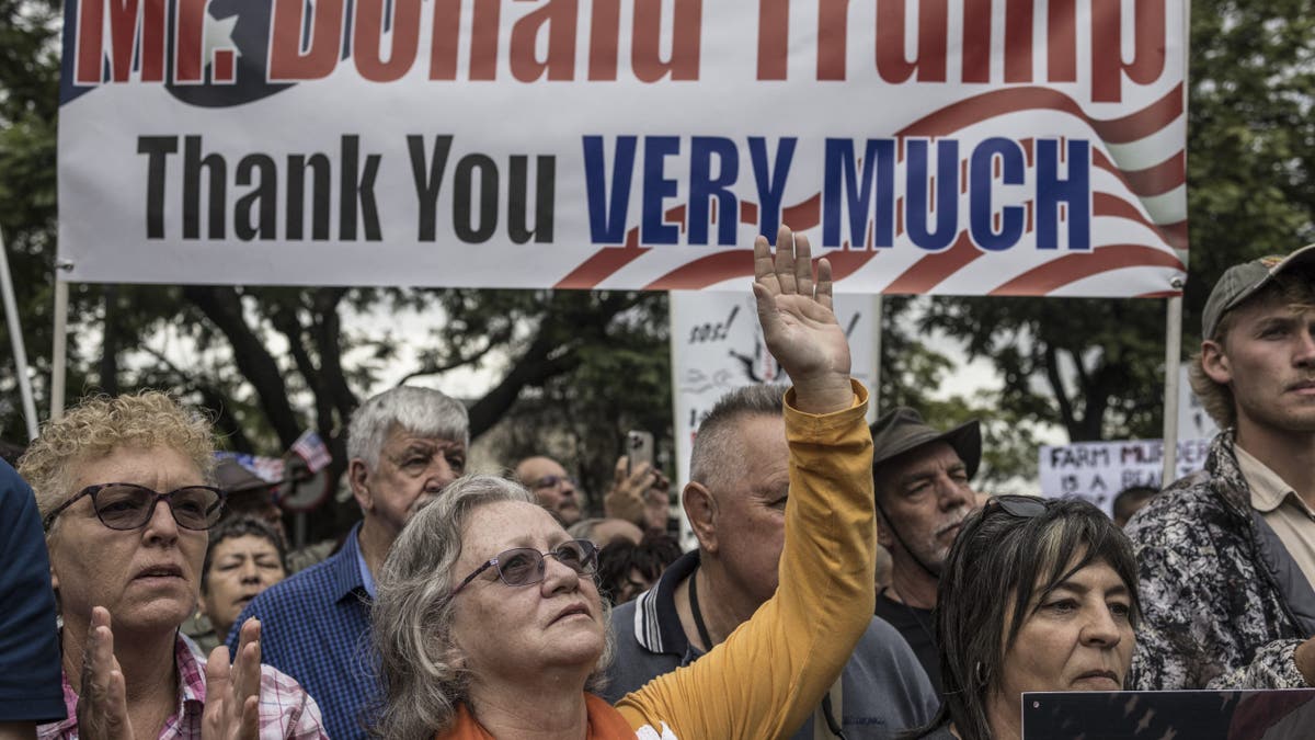 White South Africans protest their government and thank Trump