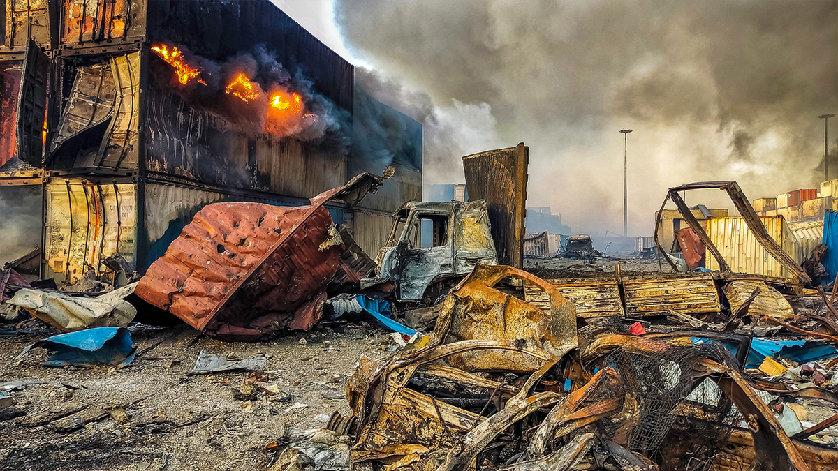 Image show extent of Iran port explosion