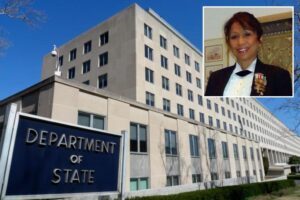 Former State Department analyst pleads guilty to embezzling more than 0K