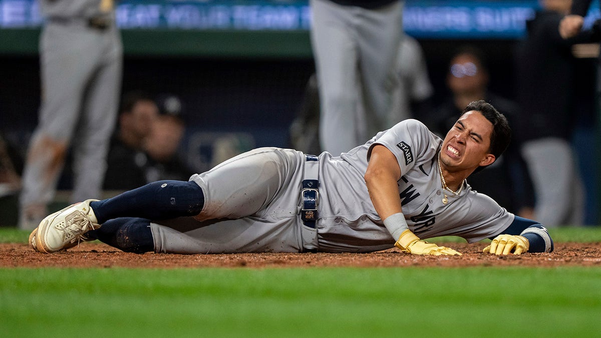 Oswaldo Cabrera in pain