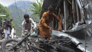 Military officials of India and Pakistan to discuss next steps, says India as ceasefire holds