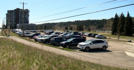 City of Calgary to charge for parking at Edworthy Park, paving plans concern residents