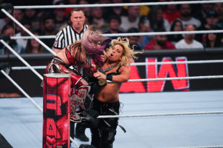 WWE Superstar Zoey Stark Carried Backstage After Suffering Brutal Injury