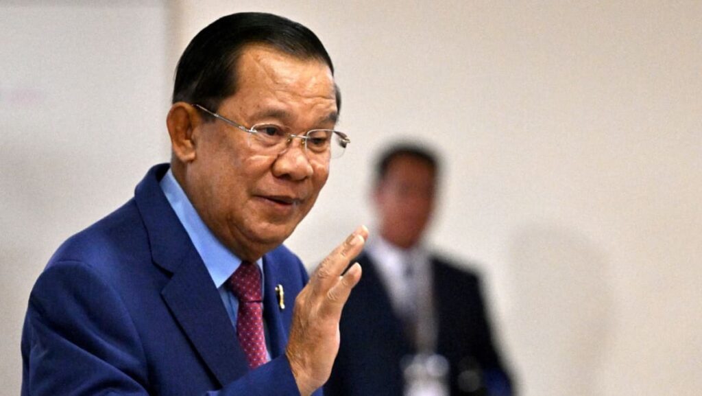 Cambodia bans Thai fruit, vegetables in border spat