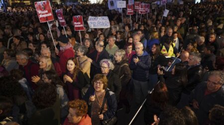 Protesters demand local government resigns after deadly Valencia flood