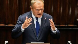 Tusk and Duda clash over presidential election outcome