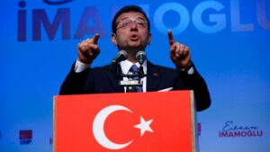 Istanbul mayor boycotts court hearing in expert witness case