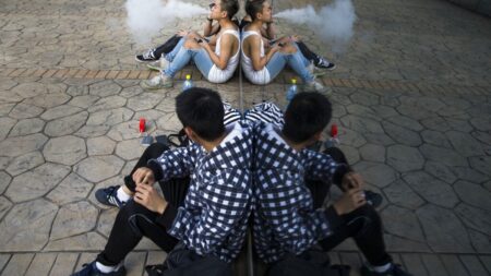 EU Commission faces rising pressure to tax vapes and nicotine pouches
