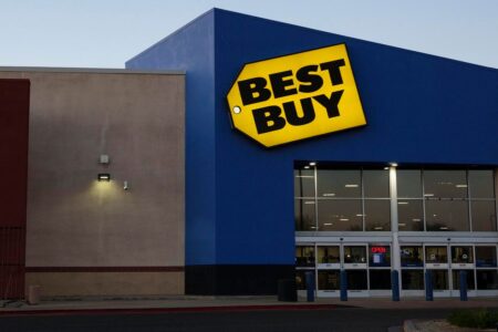 Is A 50% Plunge On The Horizon For Best Buy Stock?
