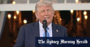 Trump bans people from a dozen countries travelling to the US