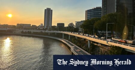 Winter cold snap heralds beginning of south-east Queensland dry season