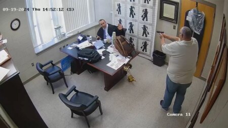 Ex-sheriff accused of shooting judge in chambers says state skirted law, should toss murder case: report