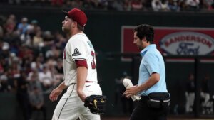 Diamondbacks ace Corbin Burnes getting Tommy John surgery in first year of 0 million deal