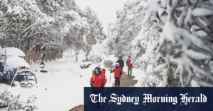 Mass rescue of people trapped in cars; rural farmers welcome BOM rain forecast