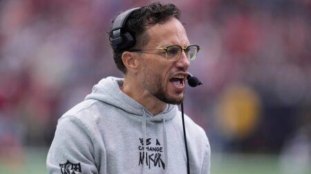 Dolphins coach Mike McDaniel delivers brutally honest take on star cornerback Jalen Ramsey’s trade situation