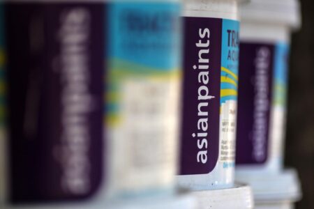 Indian Billionaire Mukesh Ambani’s Reliance Industries Sells 5 Million Asian Paints Shares