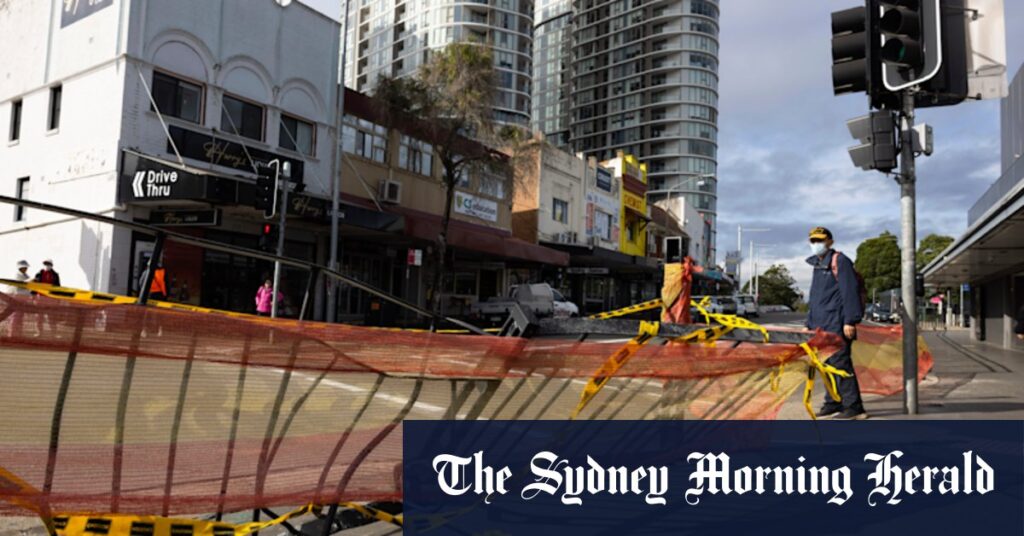 Parramatta Council and Transport for NSW shift responsibility for broken fence outside Epping Railway Station