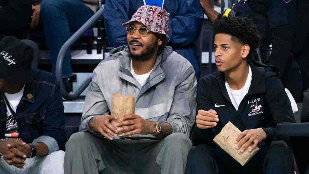 After years in his dad’s shadow, Kiyan Anthony charts his own path to Syracuse while strengthening family bond