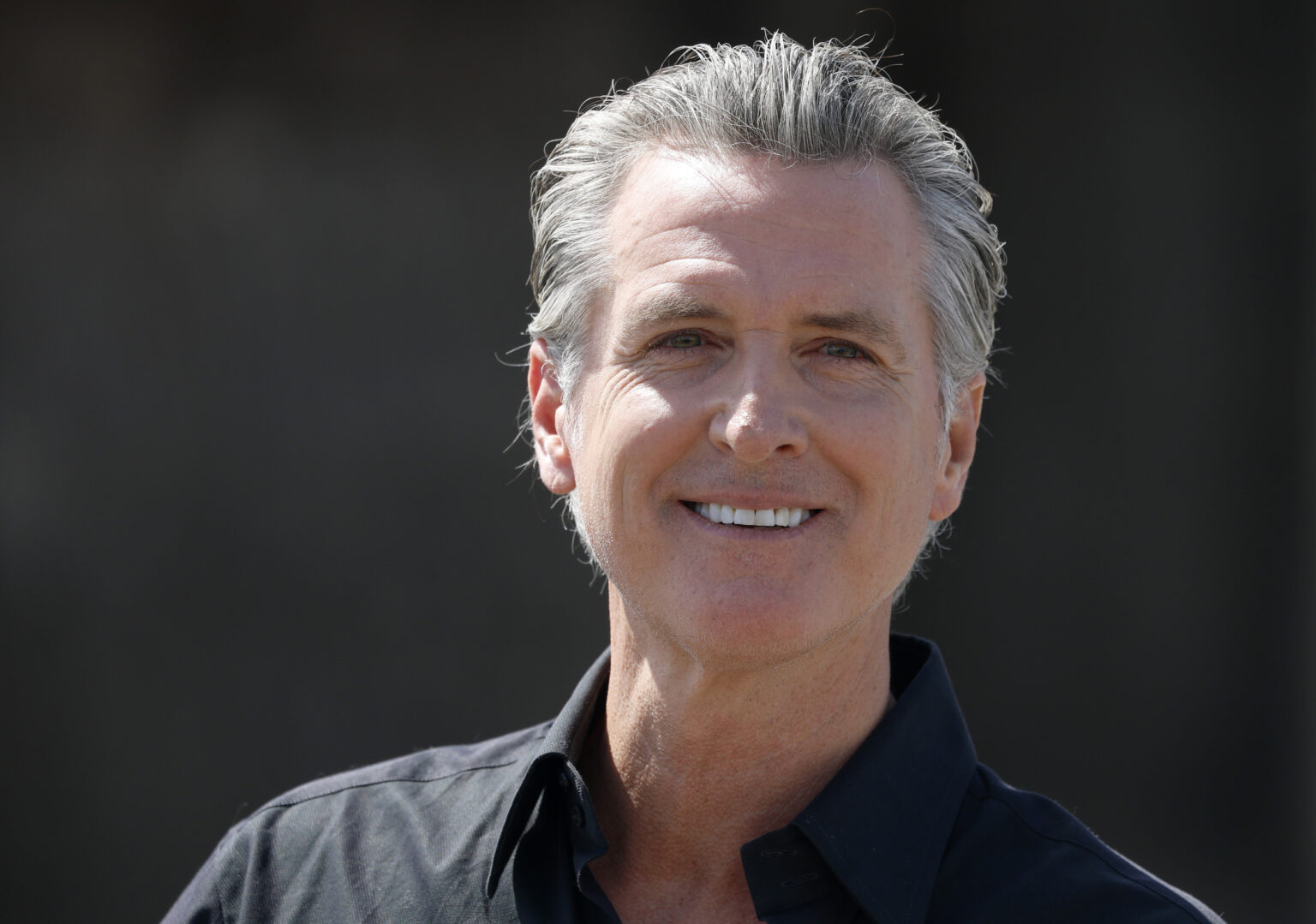 Gavin Newsom Mocks Trump’s ‘Made in China’ Smartphone