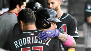 Diamondbacks star Ketel Marte cries on field after fan’s cruel comments about late mother
