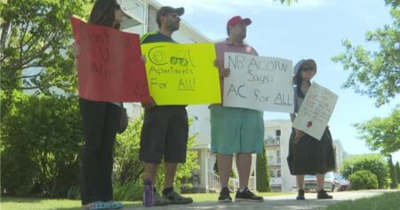 Advocates call for N.B. to help low-income households access air conditioning