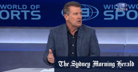 Aussie bowlers papering over the batting cracks, says Tubby