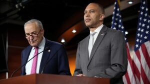 Jeffries gives answer for not yet endorsing Mamdani for NYC mayor