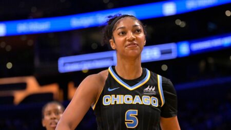 Angel Reese extends double-double streak with season-high 24 points in Sky’s win over Sparks