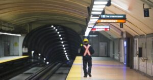 Montreal transit agency reinstates ‘move along’ rule to boost sense of security