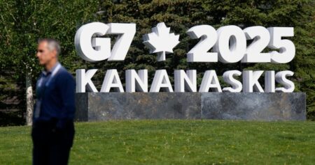 Protesters, airplane watchers gather in Alberta as leaders head to G7
