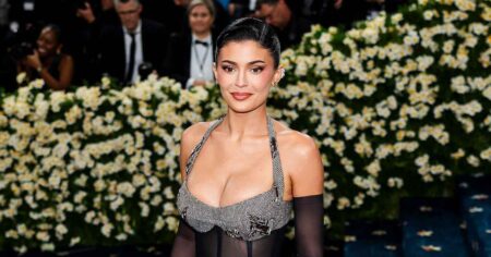 Kylie Jenner Reveals the Exact Specifications of Her Breast Implants: ‘Hope This Helps LOL’
