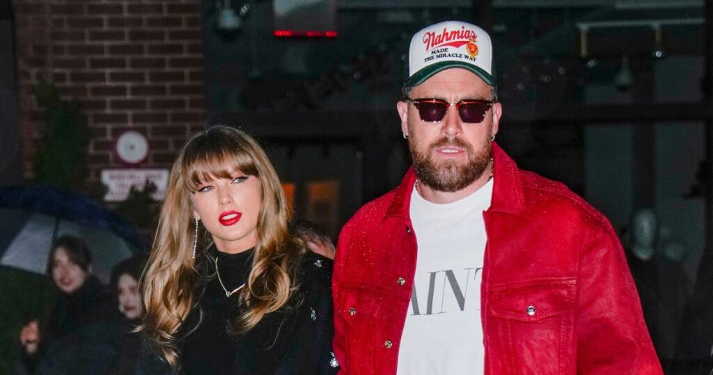 Taylor Swift and Travis Kelce Share Sweet Kiss While Walking the Tight End U Red Carpet